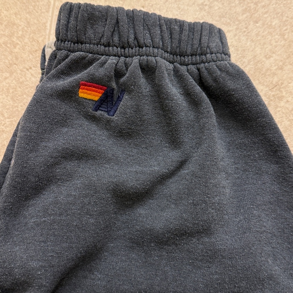 Small Aviator Nation sweats (missing string)